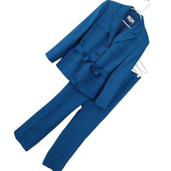 NWOT! LE SUIT! FAB ULTRAMARINE BLUE BELTED 2 PIECE PANTS, JACKET SUIT! SZ 16 - Picture 1 of 12